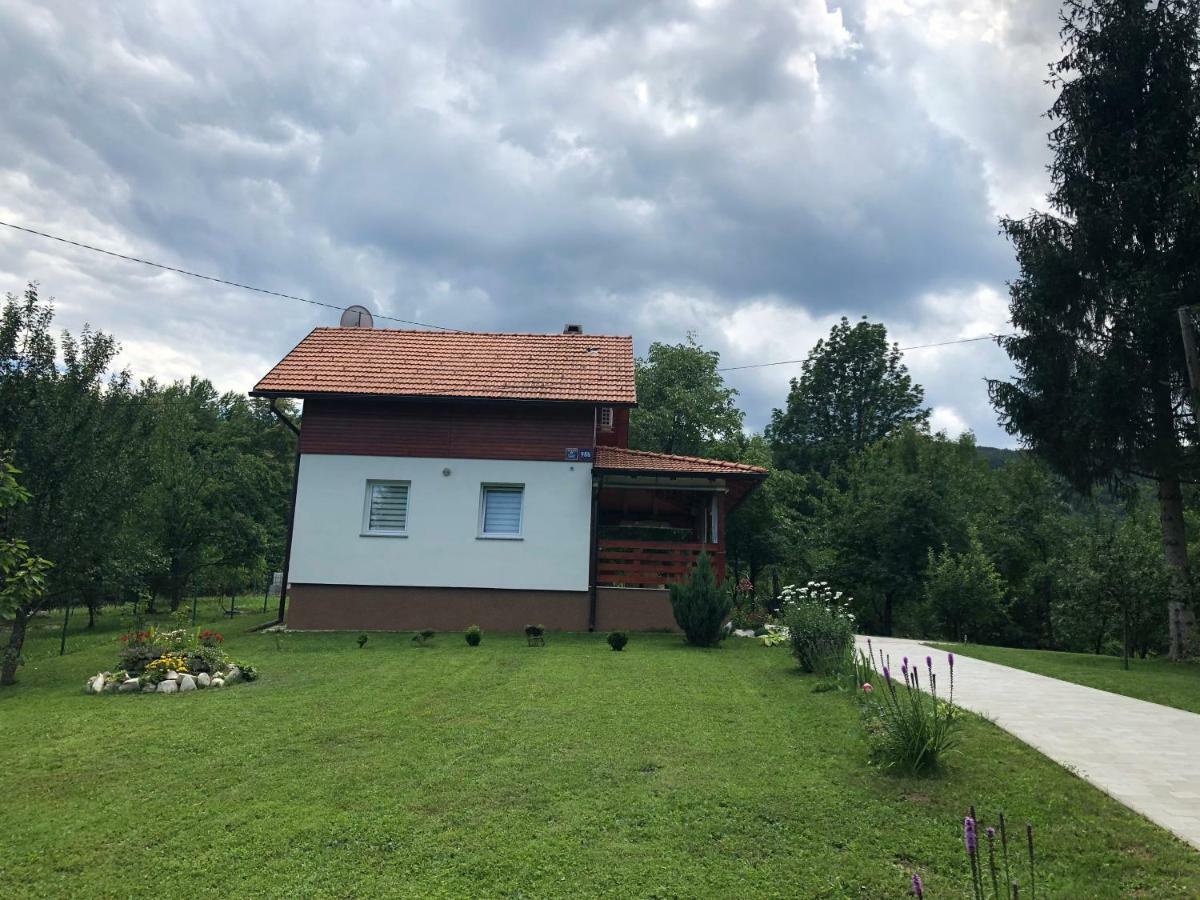 D.I.M. Holiday House Seliste Dreznicko Exterior foto